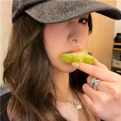 魔女荷莉